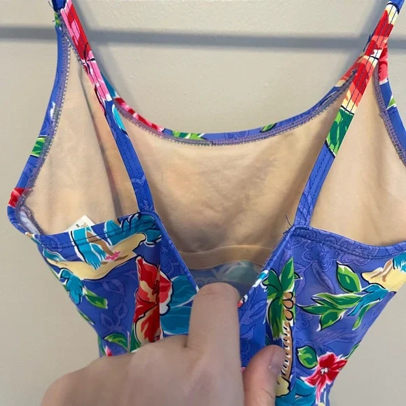 Islander Vintage Hawaiian Print One Piece Bathing Suit - Picture 4 of 6